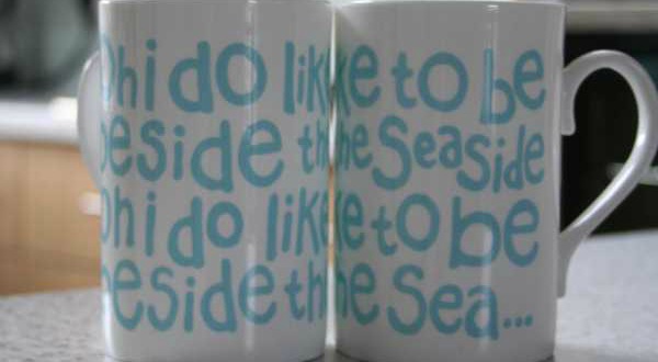 Oh I do like to be beside the seaside mugs