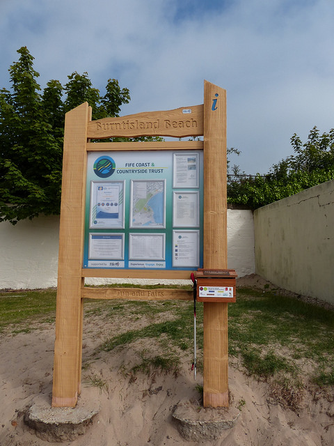 fife coastal path sign board
