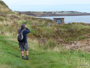 binoculars fife coastal path crail